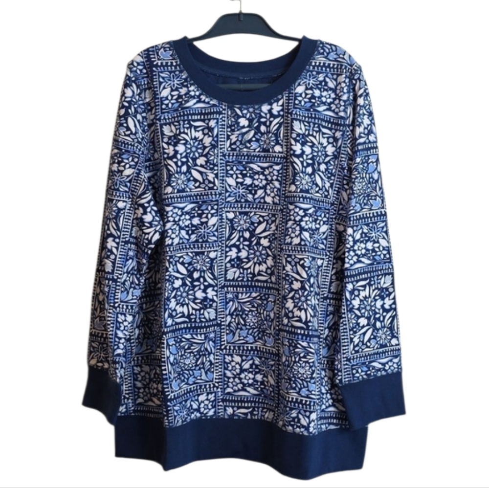 Women Within Artsy Floral Block Large Sweatshirt NWOT